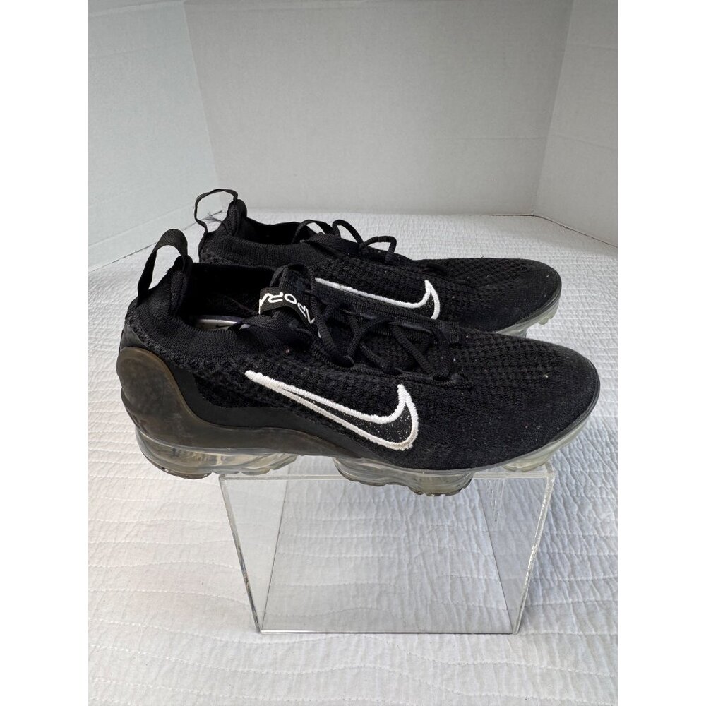 Nike Air VaporMax Flyknit 3 Black/White Running Shoes Size W 6 - Picture 9 of 9